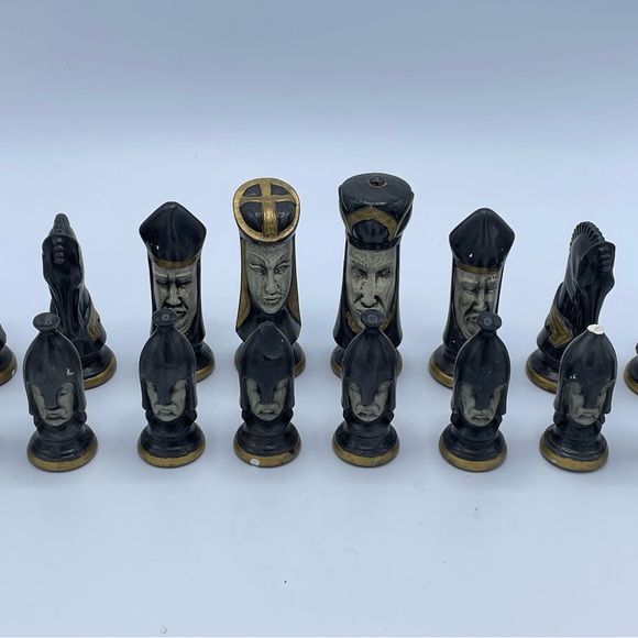 Chess Pieces - Picture 2 of 2